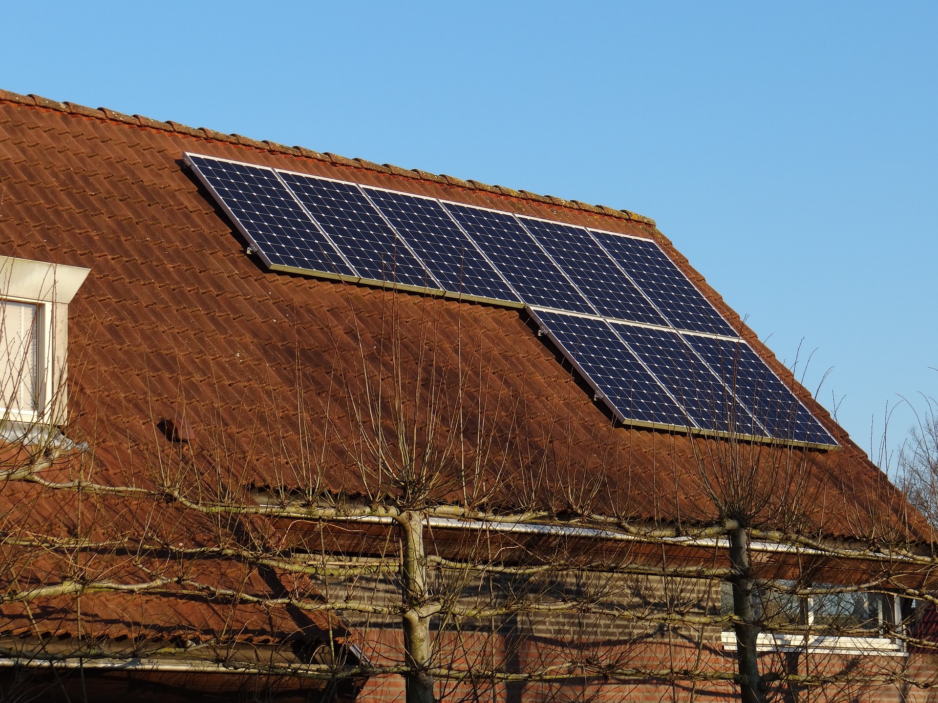 solar-panels-671454_1920 solar-panels-671454_1920